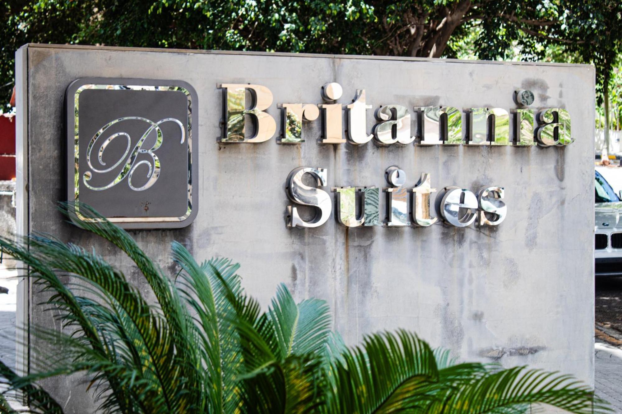 Britannia Suites Beirut Bagian luar foto