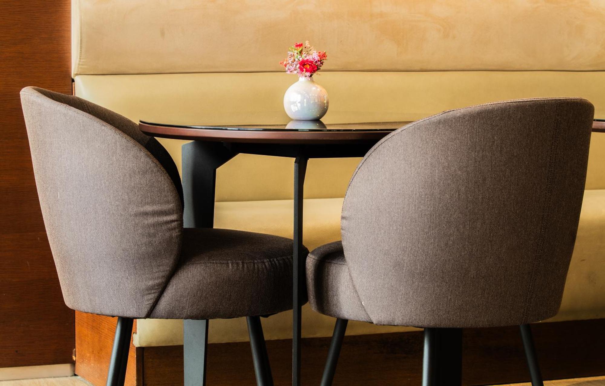 Britannia Suites Beirut Bagian luar foto