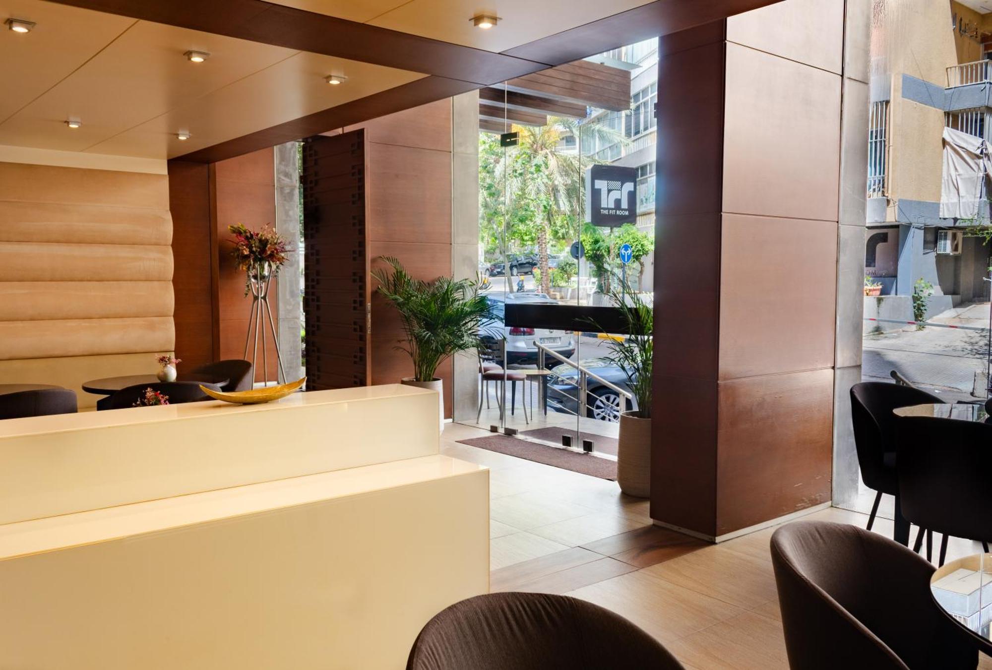 Britannia Suites Beirut Bagian luar foto