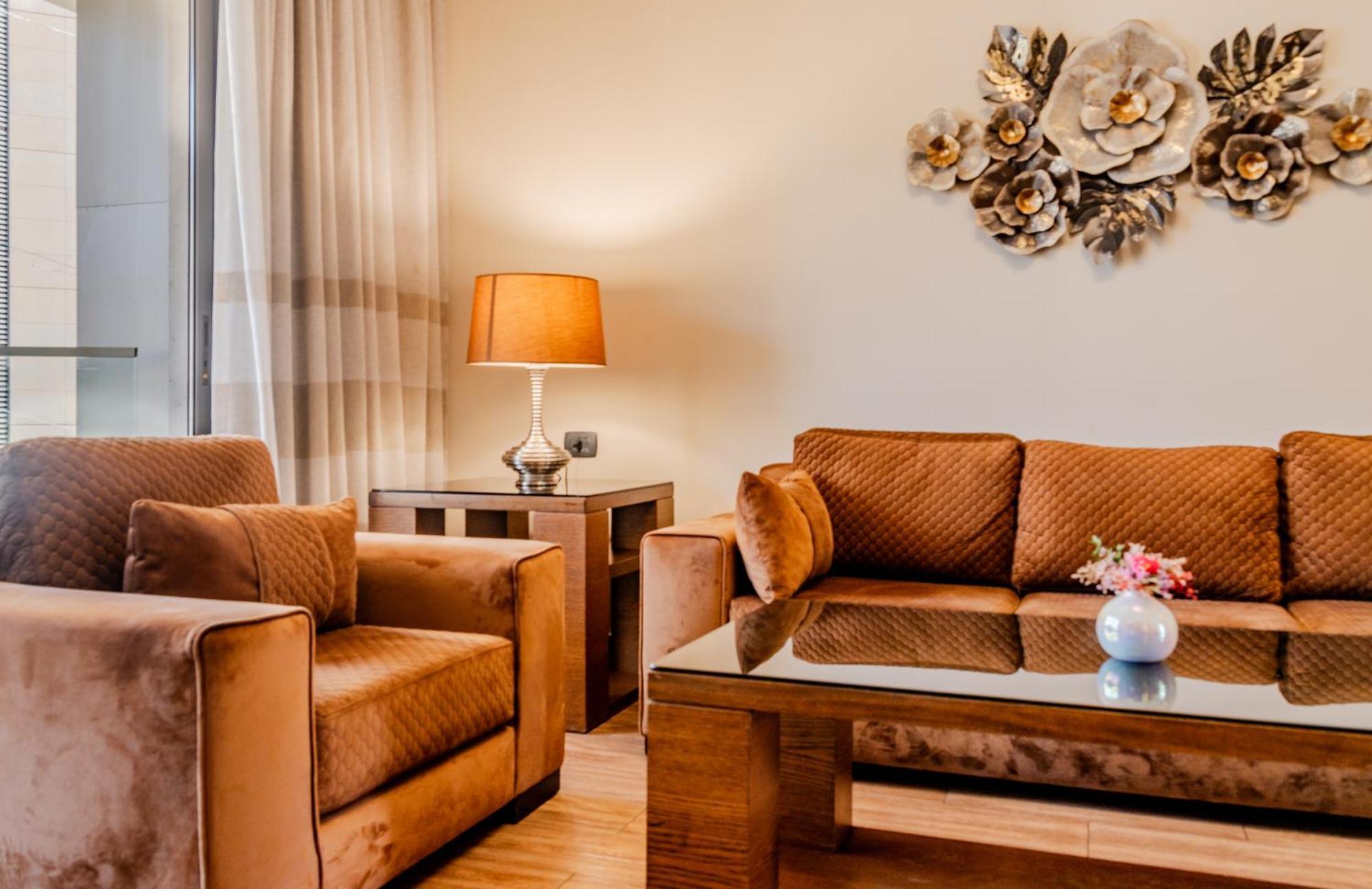Britannia Suites Beirut Bagian luar foto