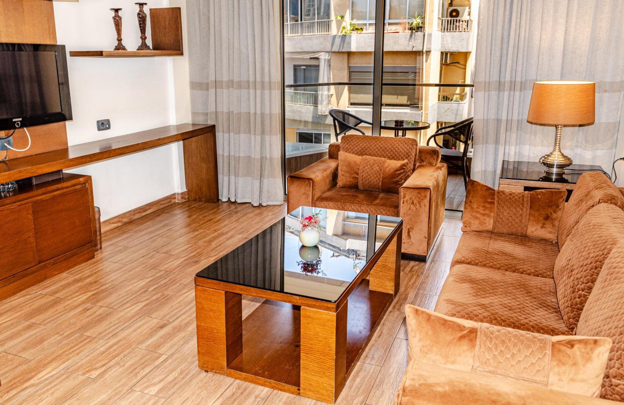 Britannia Suites Beirut Bagian luar foto